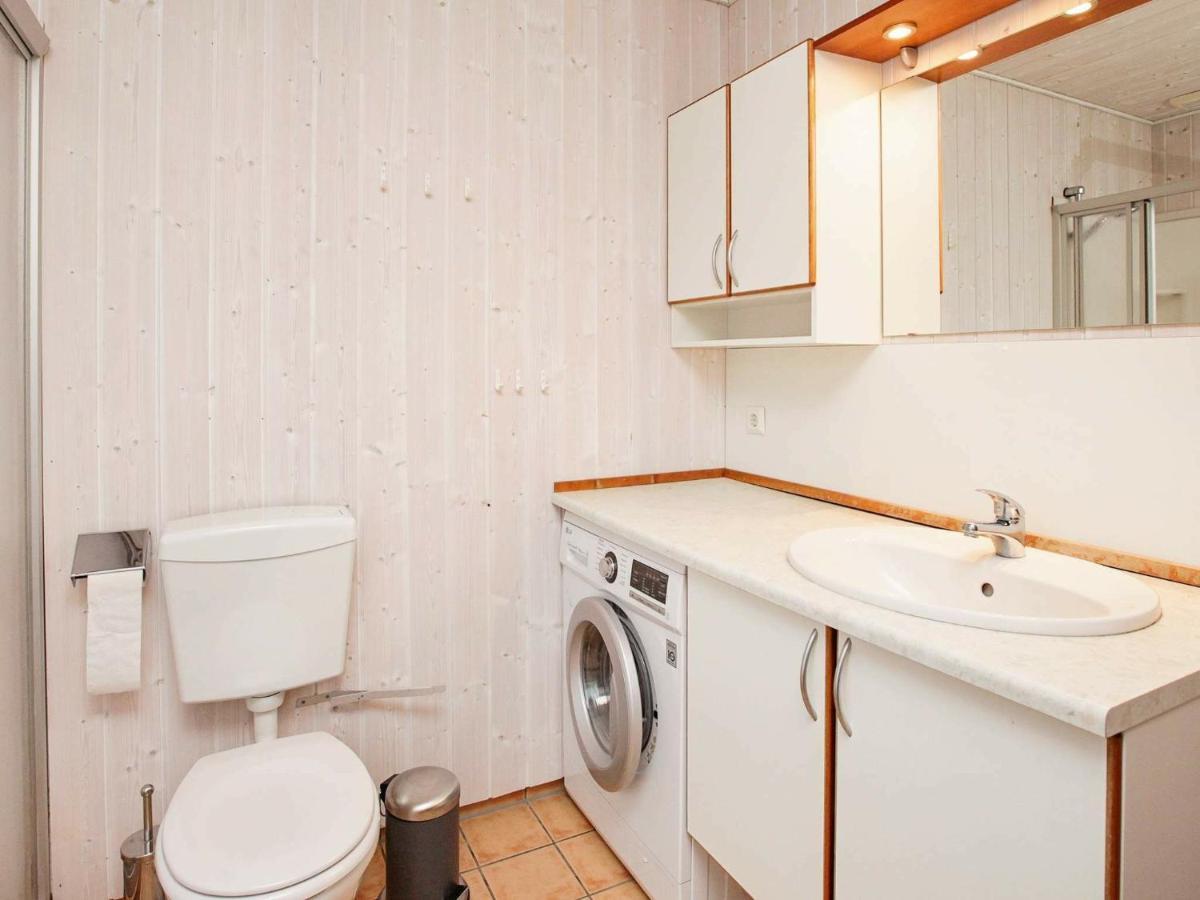 8 Person Holiday Home In Гельтинг Экстерьер фото